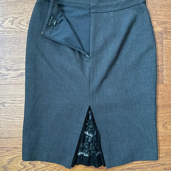 3 for $15 Dark academia Ann Taylor skirt with lace insert 6 - Picture 1 of 7